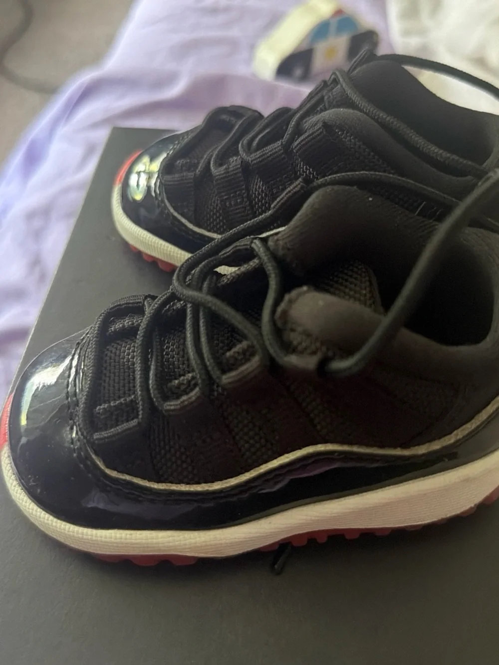 Jordan Kids Black and Red Low-Top Sneakers